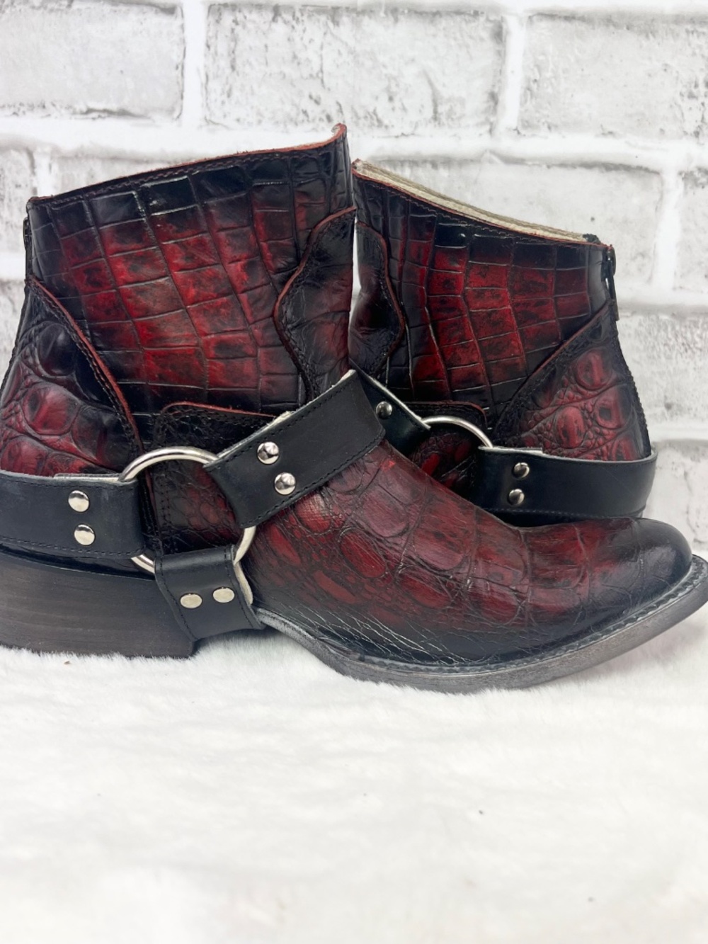 FREEBIRD BY STEVEN • Santiago Oxblood Croc Embossed Leather Harness Boots Size 8 - Picture 11 of 14
